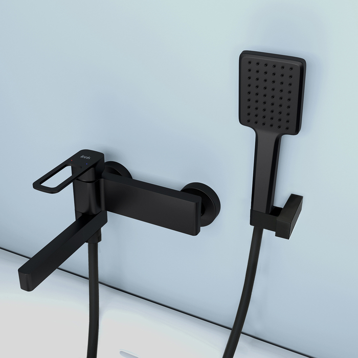 Смеситель для ванны Iddis Slide SLIBL00i02 черный