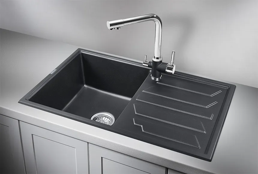 Кухонная мойка Granula GR-8002 Шварц (черный металлик)