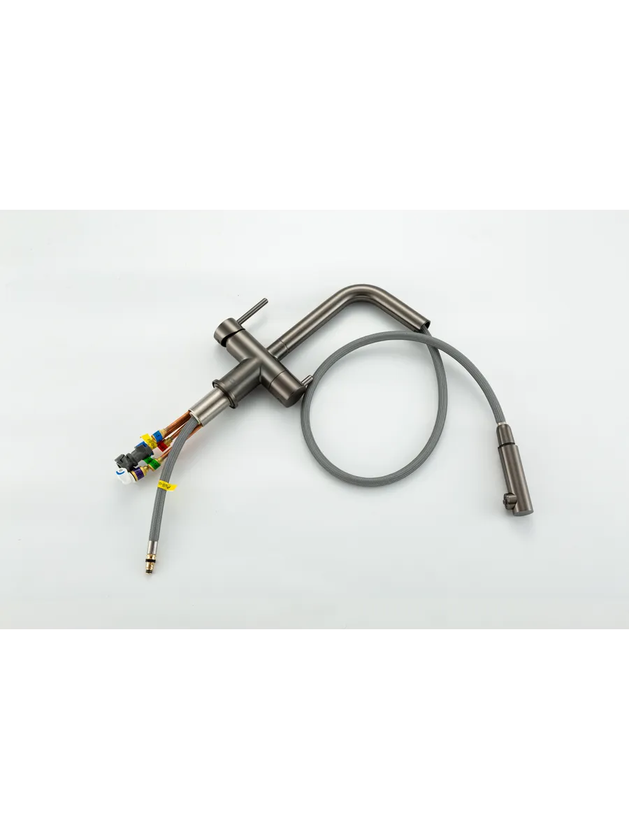 Вытяжной смеситель для кухни с фильтром Gappo G97 G4397-79 оружейная сталь