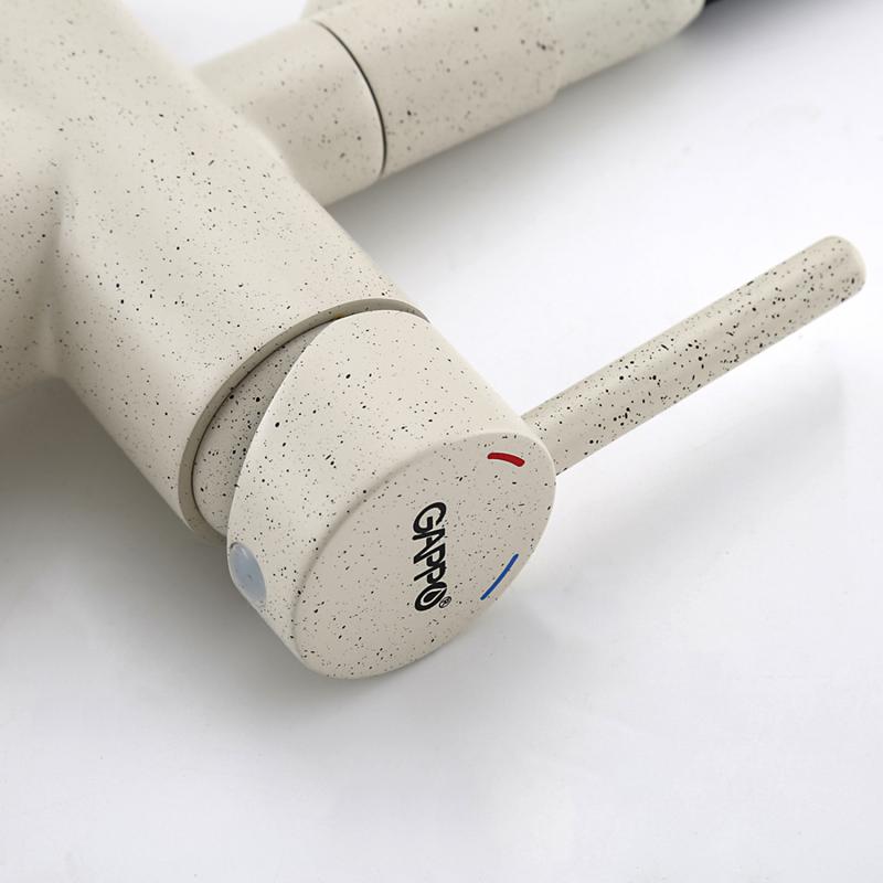 Смеситель для кухни с гибким изливом и фильтром Gappo G4398-81 песочный-черный