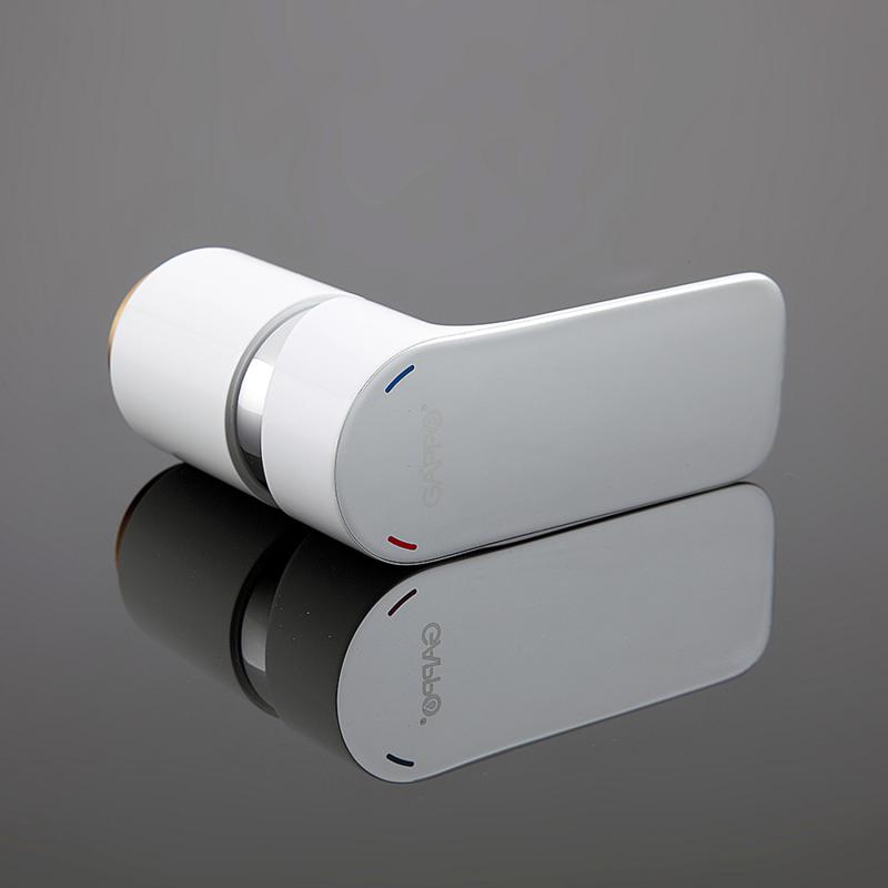 Смеситель на борт ванны на 3 отверстия Gappo G1148