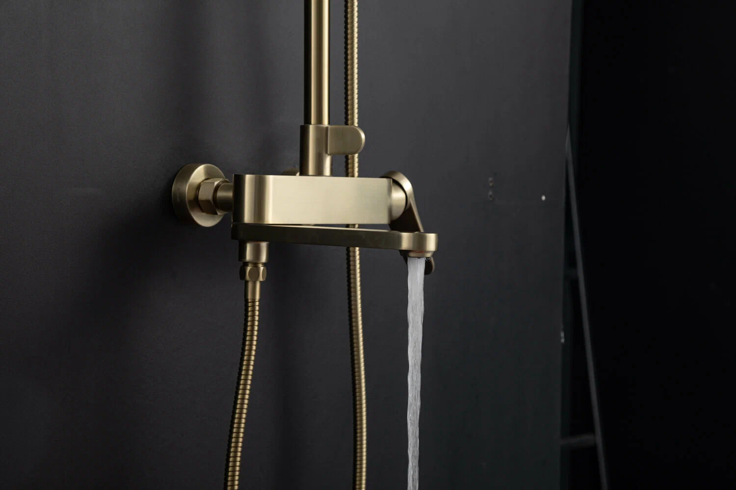 Душевая система Gappo G10-3 G2410-3 золотой сатин