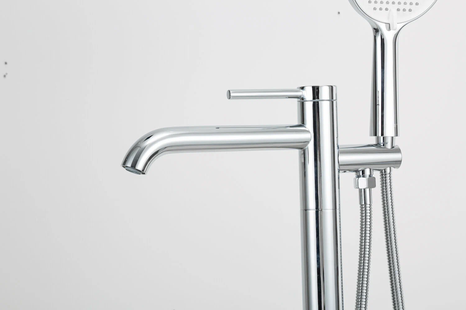 Напольный смеситель Gappo G06 G3006 хром