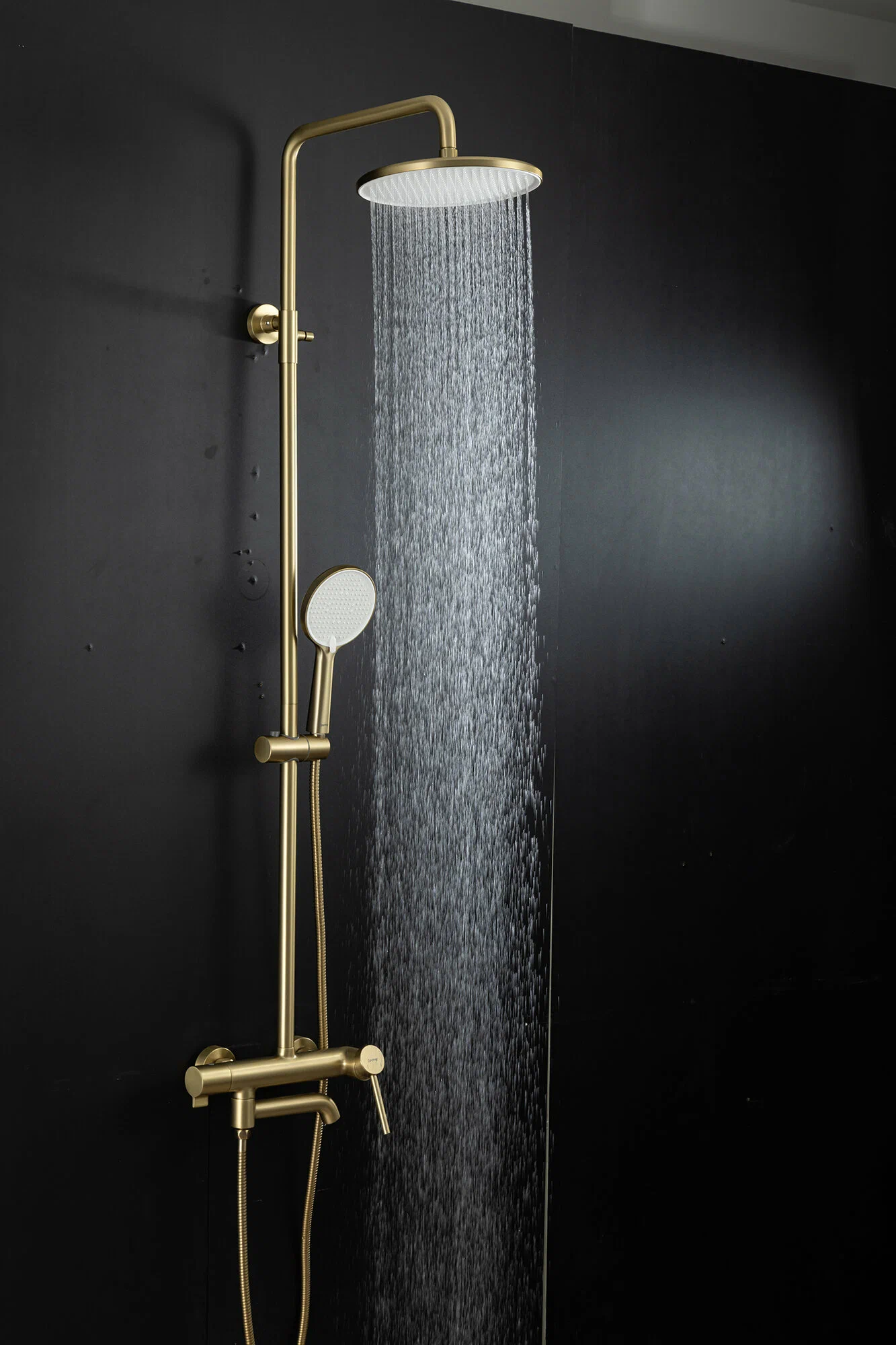 Душевая система Gappo G06-3 G2406-3 золотой сатин