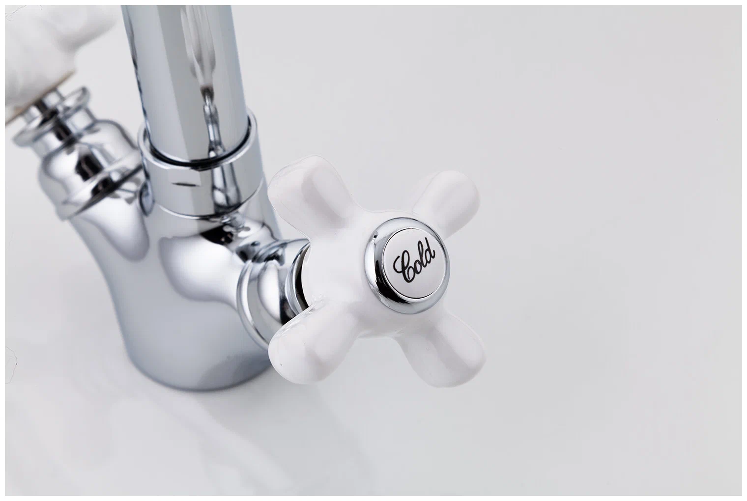 Смеситель для умывальника Frap F1318