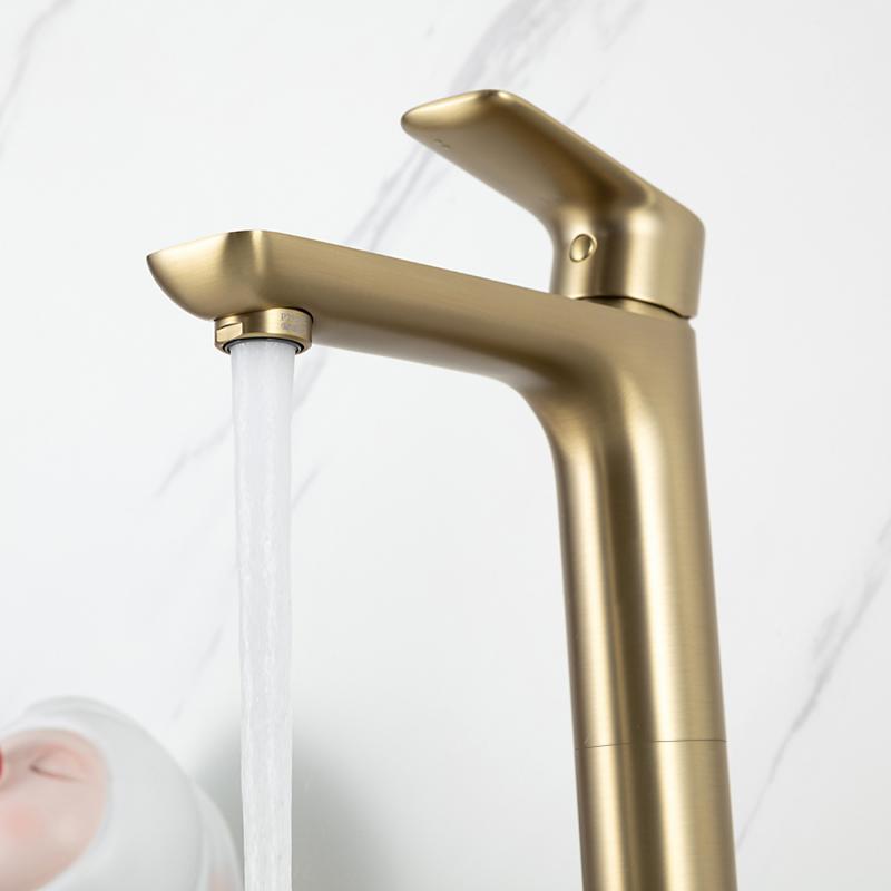 Высокий смеситель для раковины Gappo G48-3 G1048-32 золотой сатин