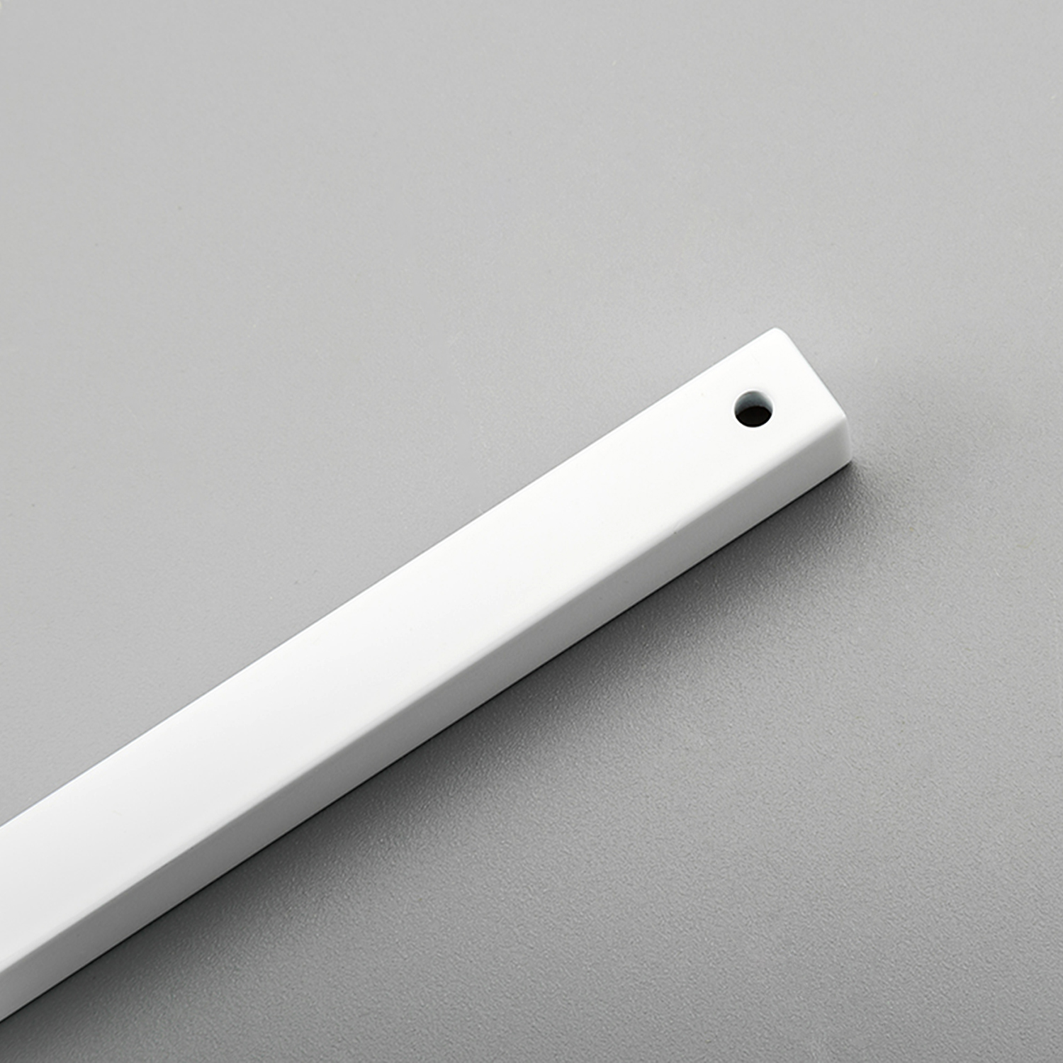 Белый встраиваемый дозатор для мойки Gappo G404-8