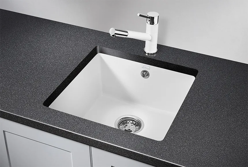 Кухонная мойка Granula GR-4451 Арктик (белый)