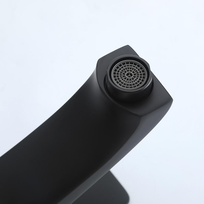 Смеситель для раковины Frap H76-6 F1076-6 черный