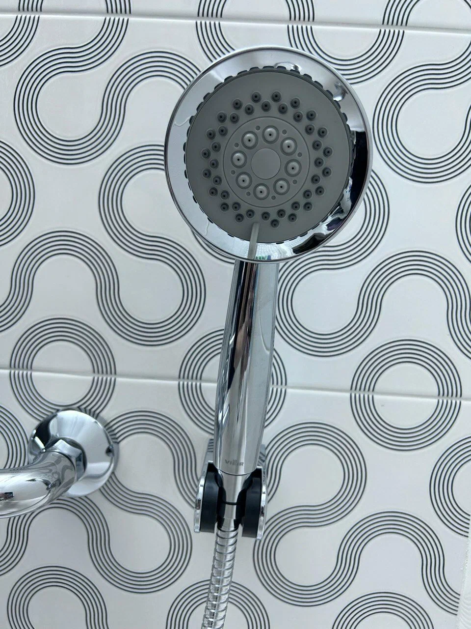 Смеситель для ванны ViEiR V273 V273531  хром