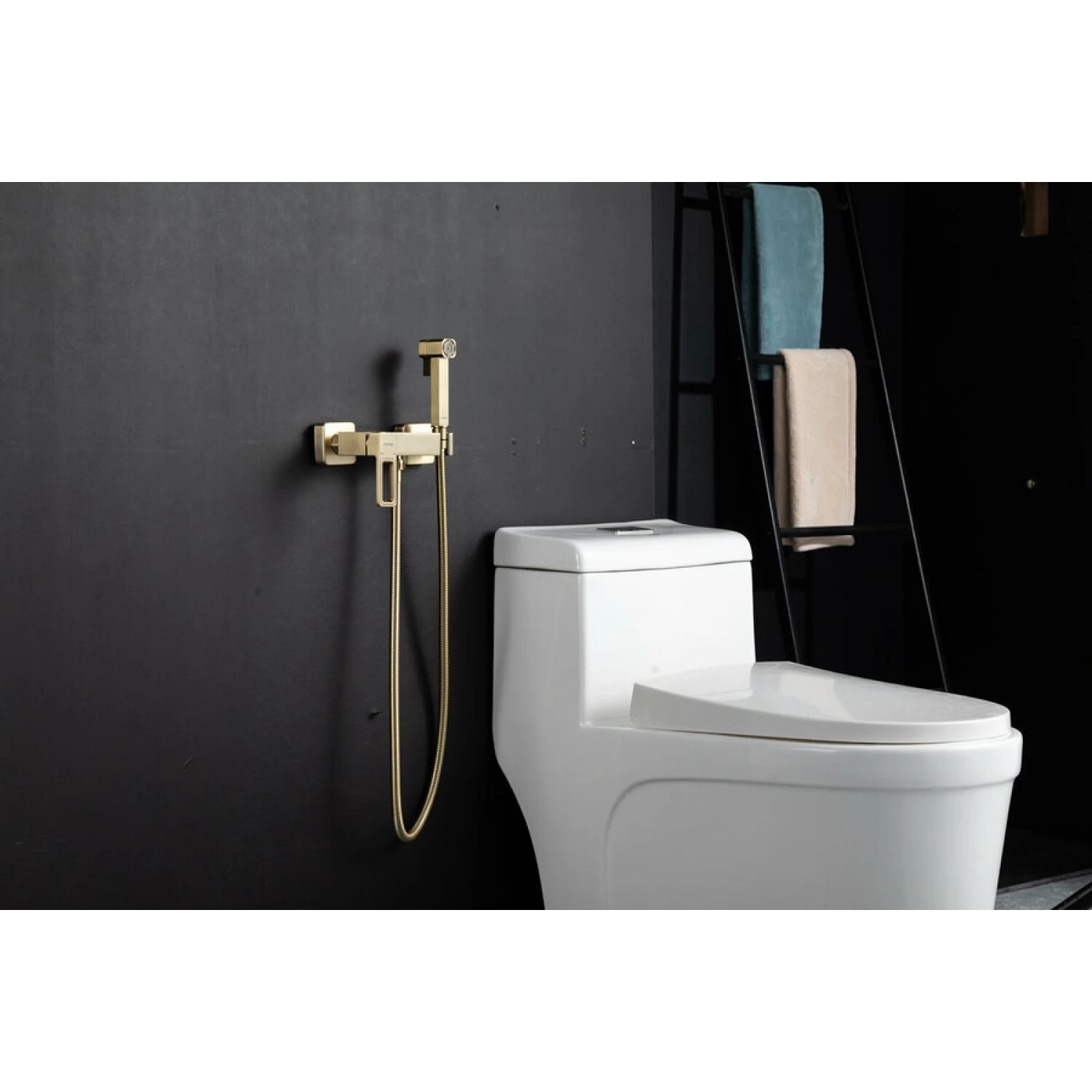 Гигиенический душ Gappo G17-3 G2017-3 золотой сатин