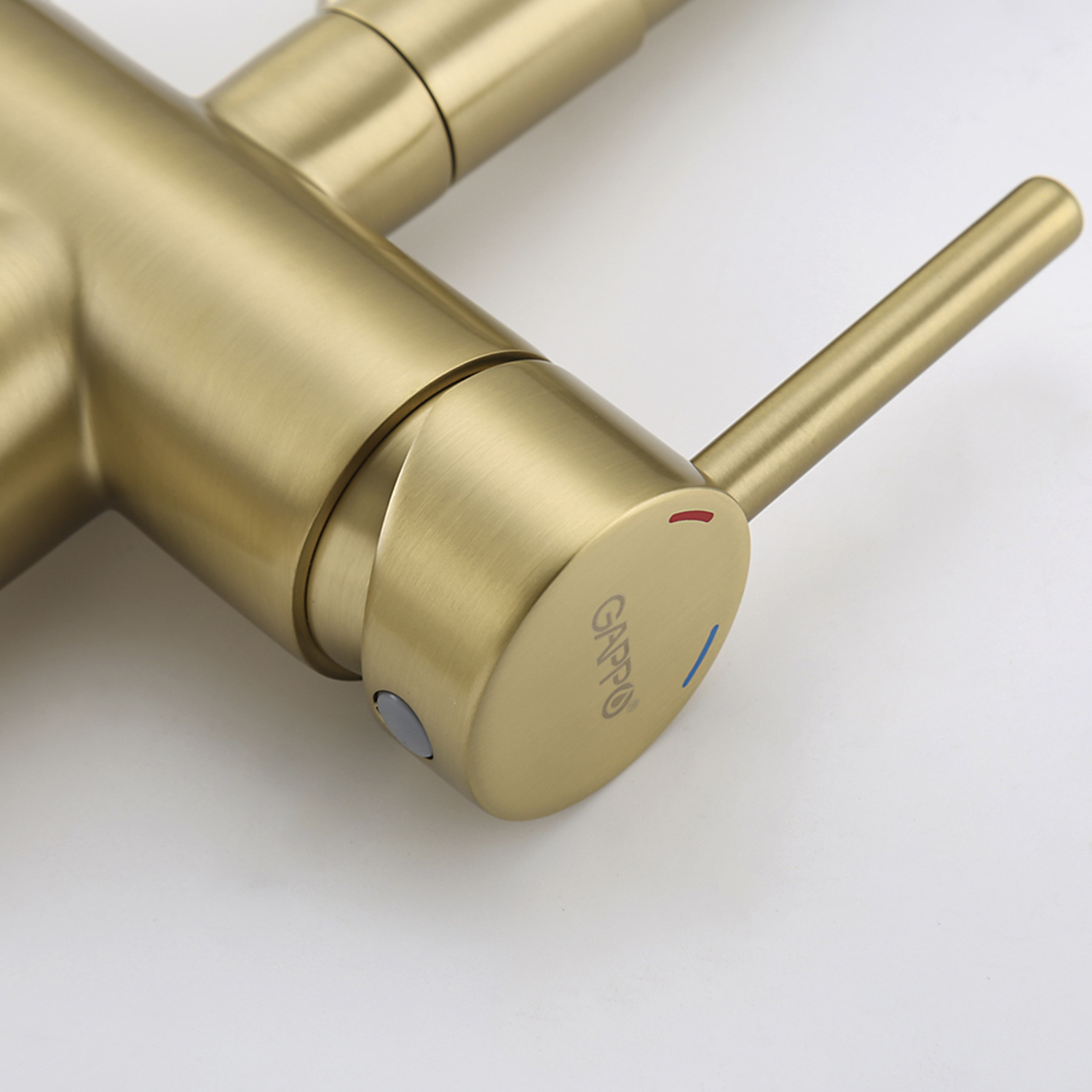 Смеситель для кухни с гибким изливом и фильтром Gappo G4398-83 золото-черный