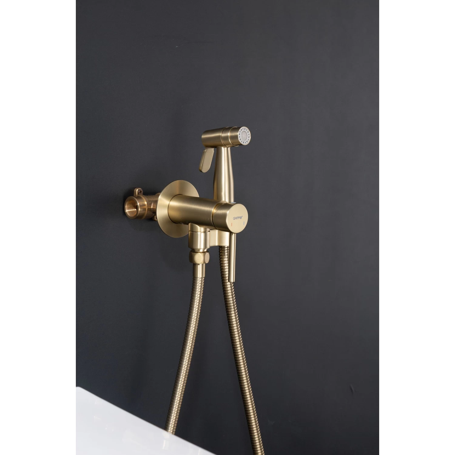 Гигиенический душ встраиваемый Gappo G06-3 G7206-3 золотой сатин