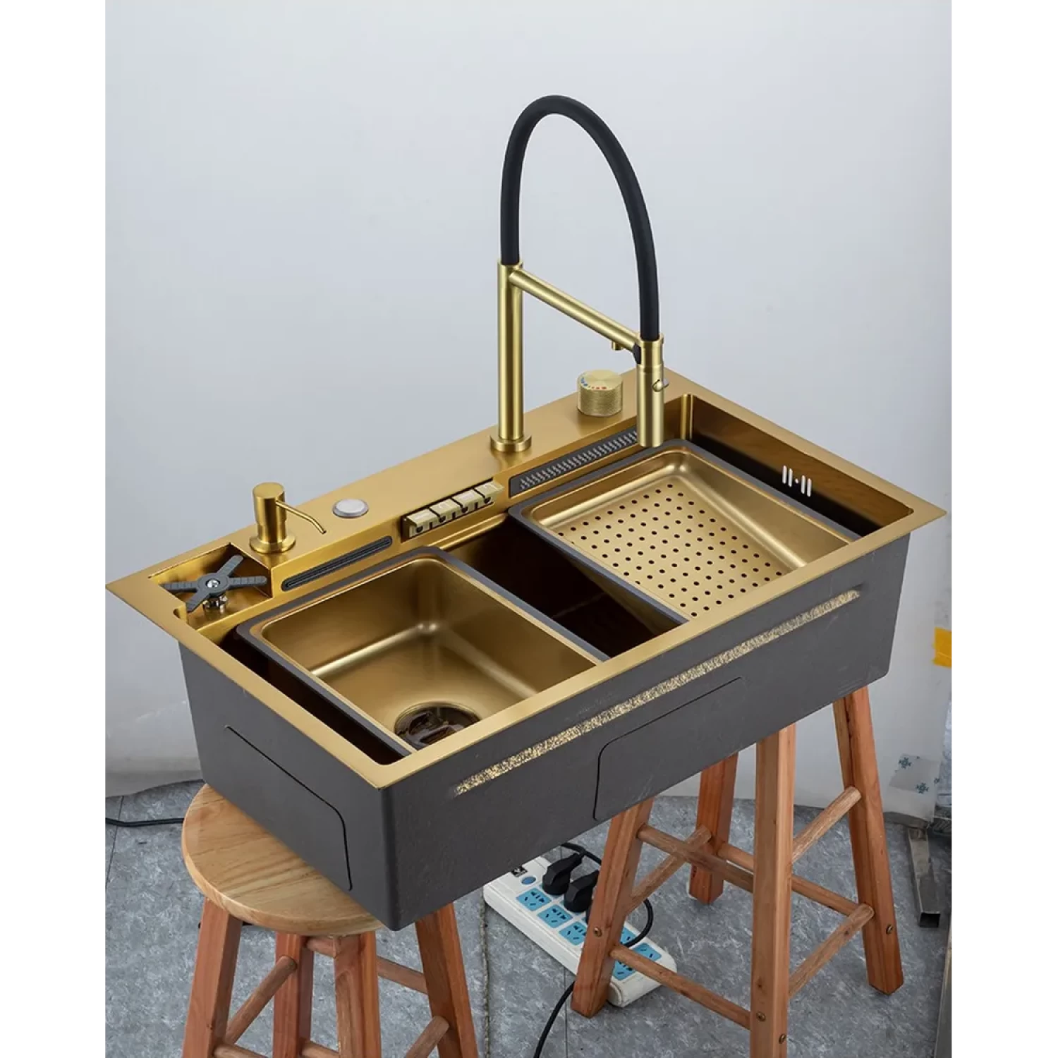 Многофункциональная мойка для кухни Gappo G7547-13 золотой сатин