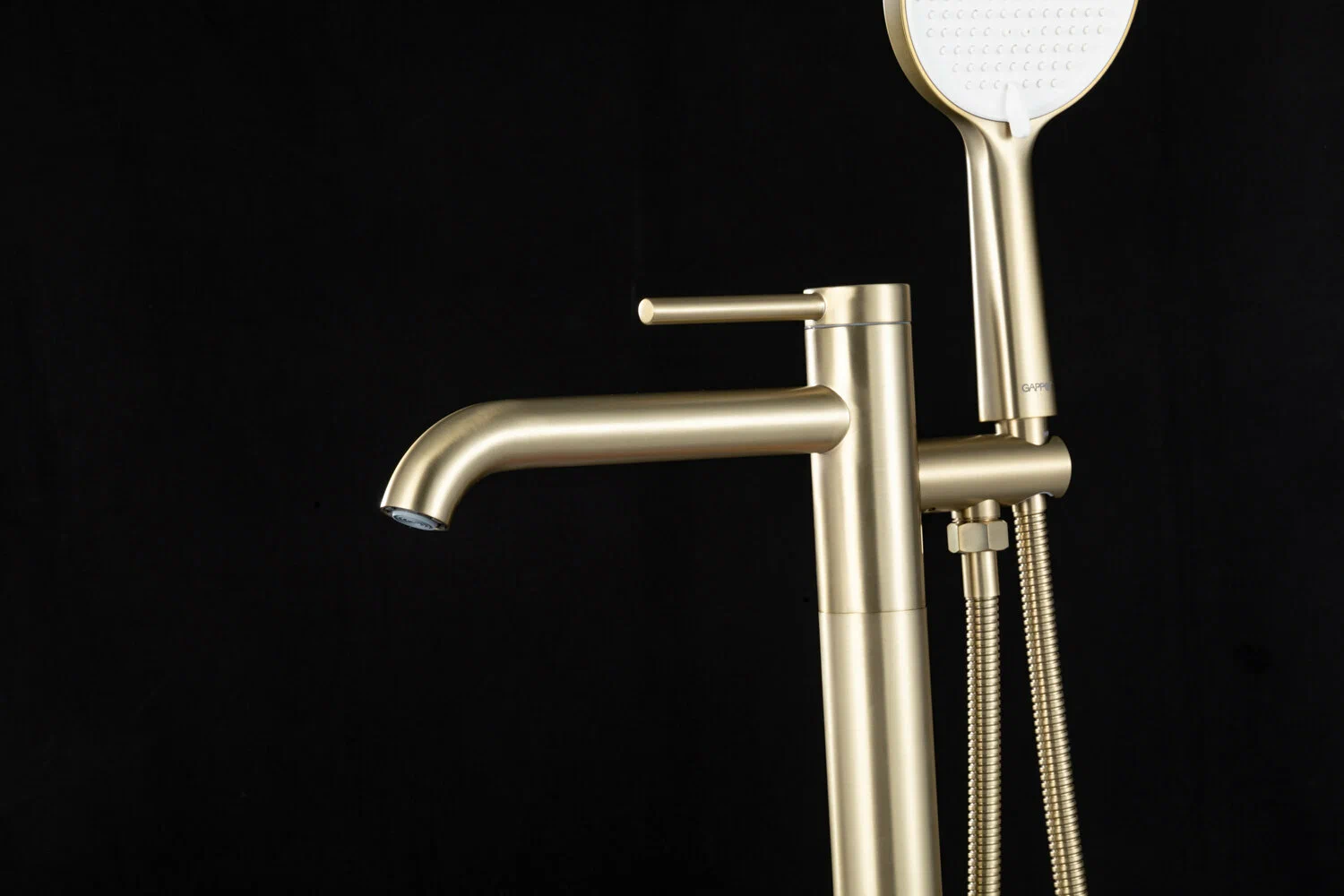 Напольный смеситель Gappo G06-3 G3006-3 золотой сатин