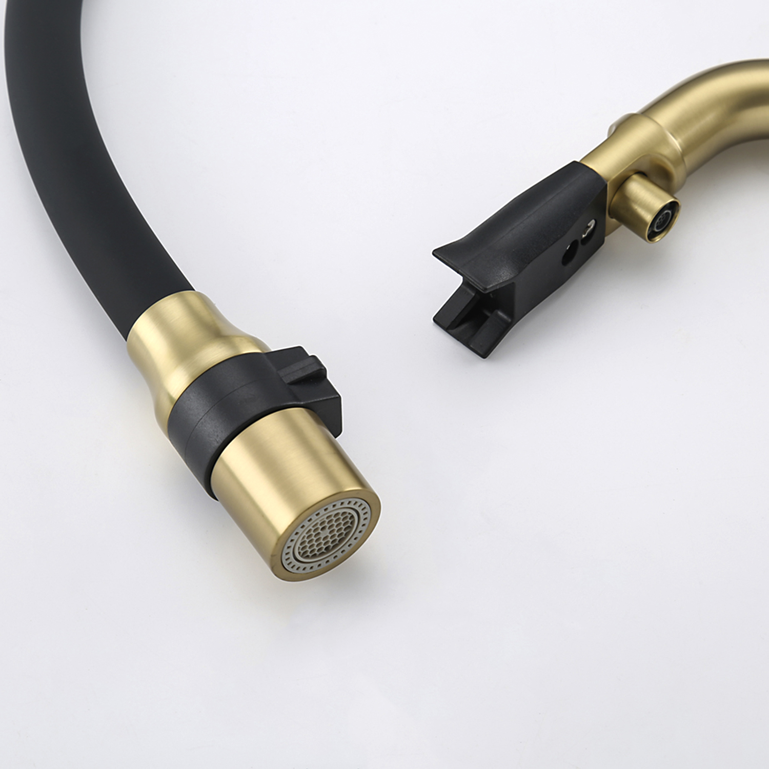 Смеситель для кухни с гибким изливом и фильтром Gappo G4398-83 золото-черный