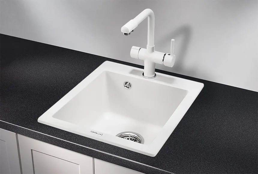 Кухонная мойка Granula GR-4201 Арктик (белый)
