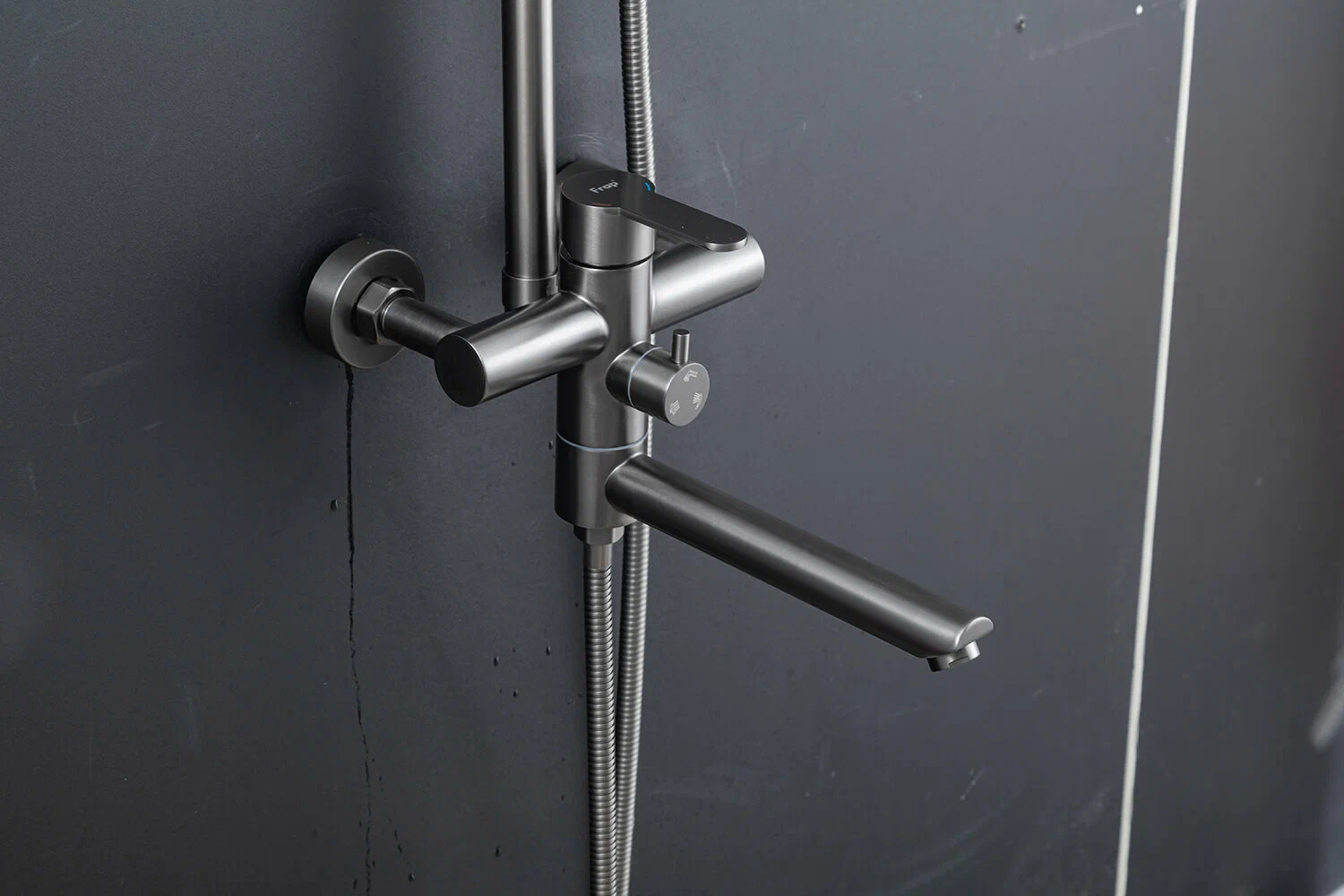 Душевая система Frap H801-9 F24801-9 оружейная сталь