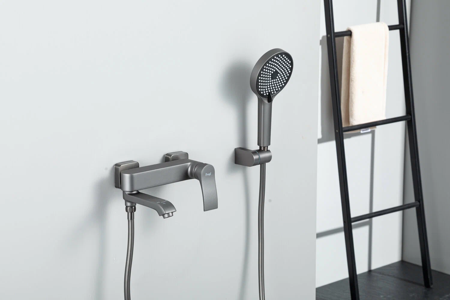 Смеситель для ванны Frap H75-9 F3275-19 графит