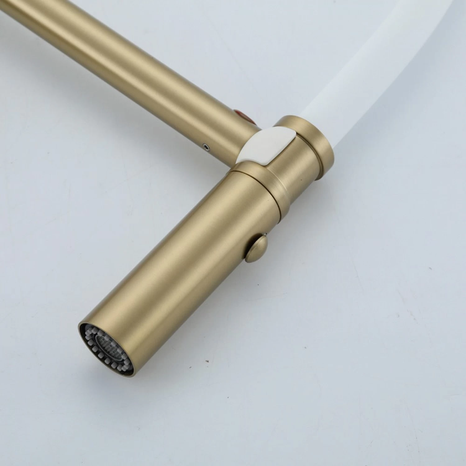 Смеситель для кухни Gappo G4098-23 золотой сатин