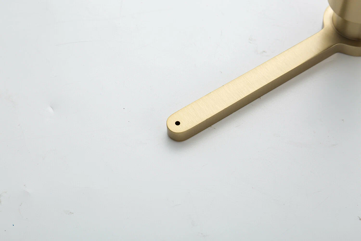 Дозатор жидкого мыла Gappo G406-3 золотой сатин