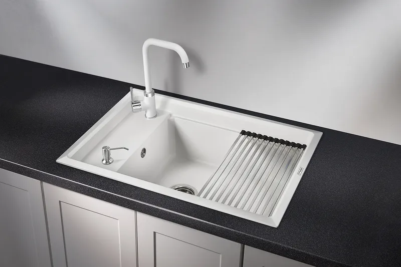 Кухонная мойка Granula KS-7305 Арктик (белый)