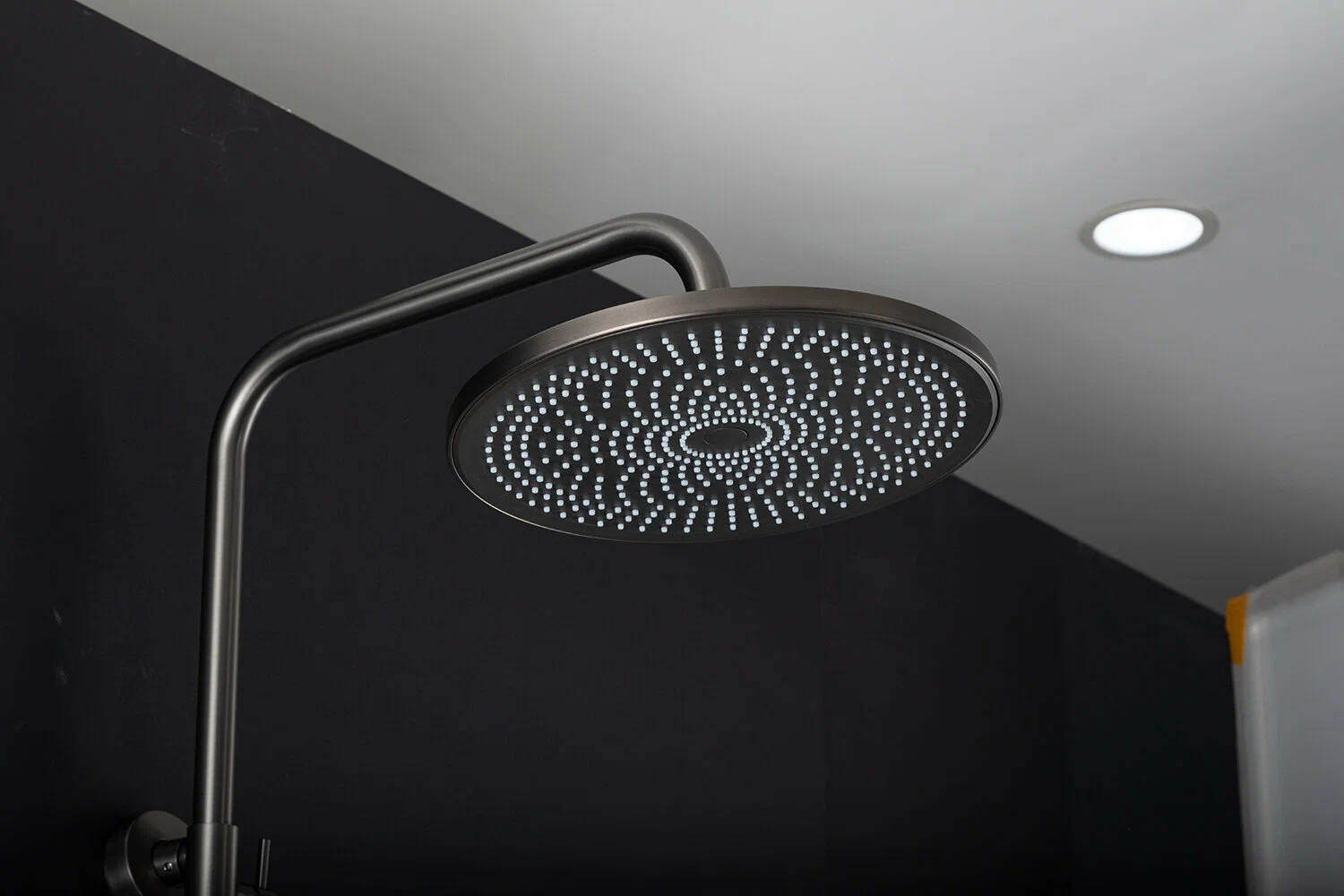 Душевая система Gappo G99-39 G2499-39 оружейная сталь