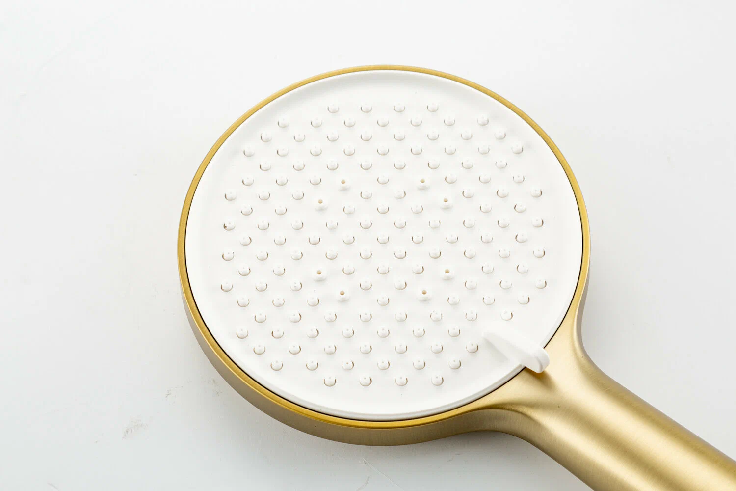 Смеситель для ванны встраиваемый Gappo G06-3 G3306-3 золотой сатин