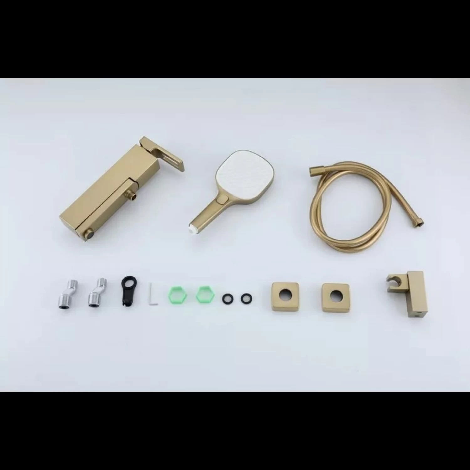 Смеситель для ванны Gappo G17-3 G3217-3 золотой сатин