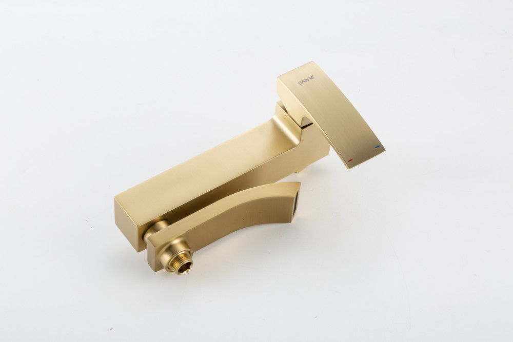 Смеситель для ванны Gappo G07-33 G3207-33 золотой сатин
