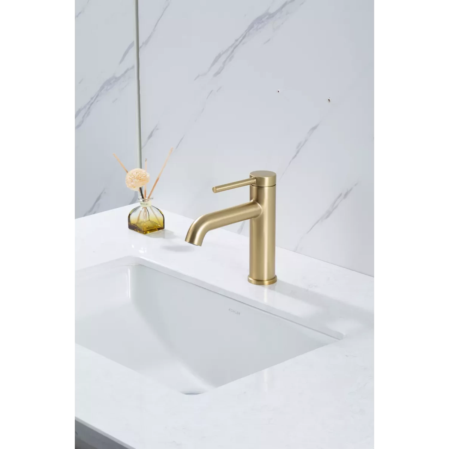 Смеситель для раковины Gappo G06-3 G1006-3 золотой сатин