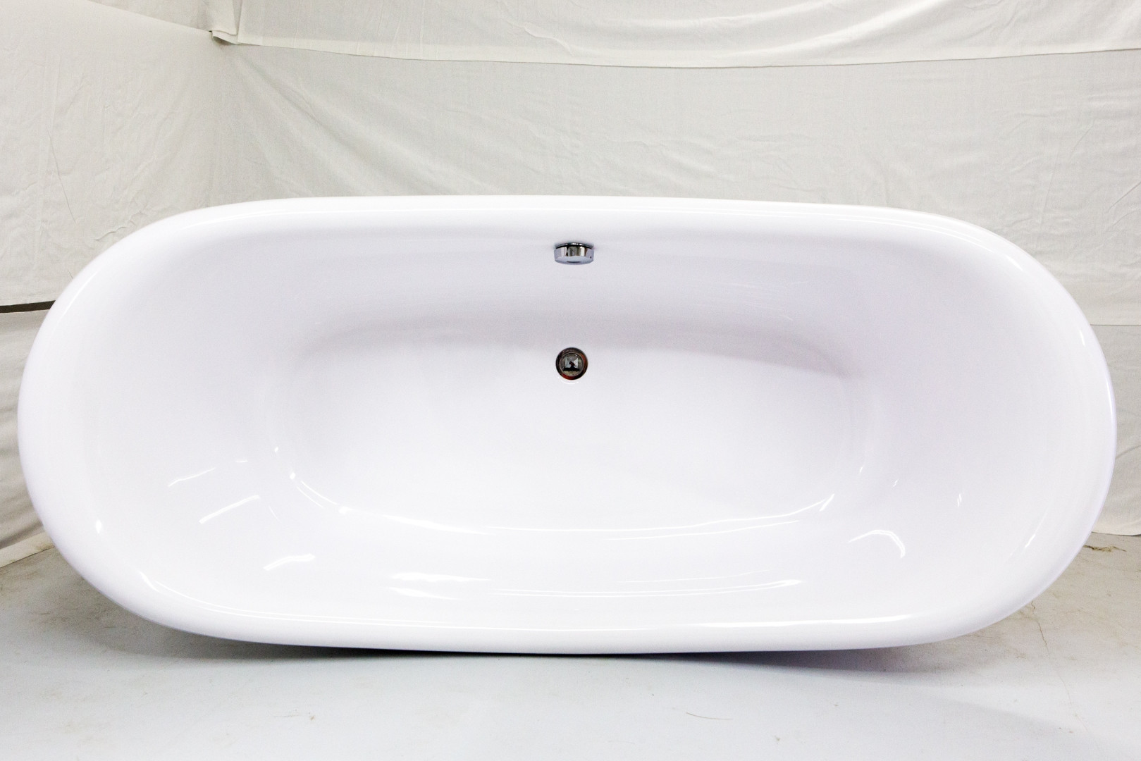 Ванна из литьевого мрамора Castone Корсика 190*86 на подиуме