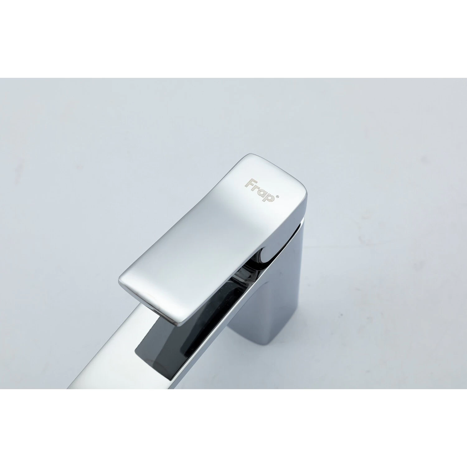 Смеситель для раковины Frap H84 F1084 хром