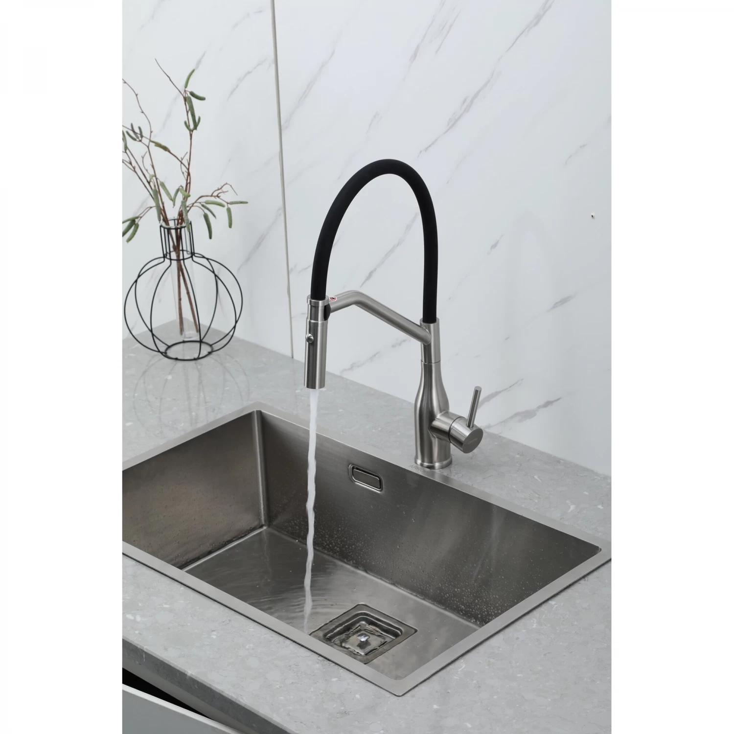 Смеситель для кухни Gappo G4098-15 сатин