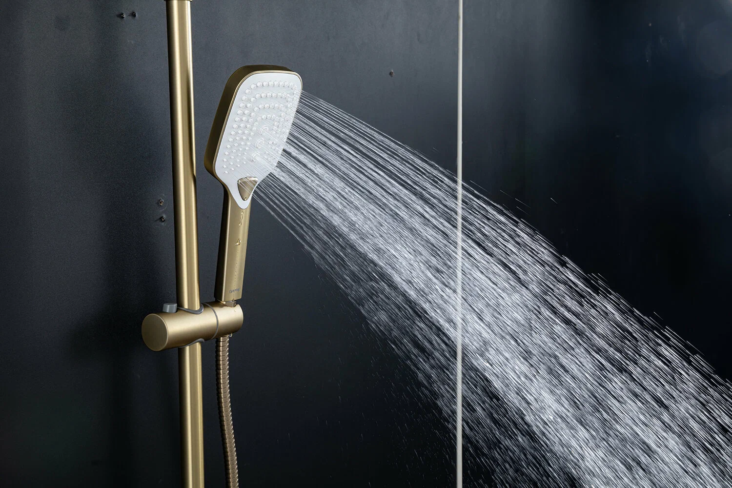 Душевая система Gappo G48-3 G2448-3 золотой сатин