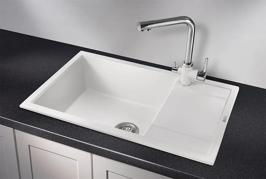 Кухонная мойка Granula GR-7805 Арктик (белый)