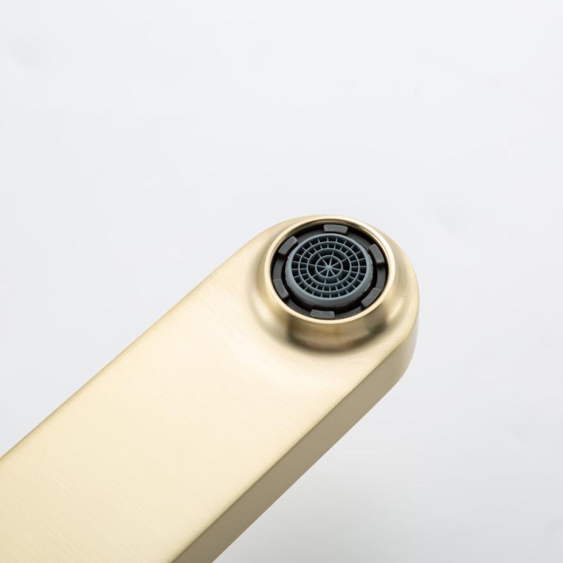 Смеситель для ванны Gappo G10-3 G3210-3 золотой сатин