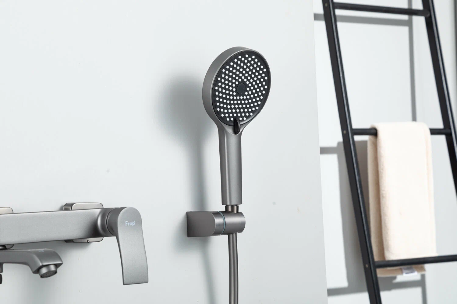 Смеситель для ванны Frap H75-9 F3275-19 графит