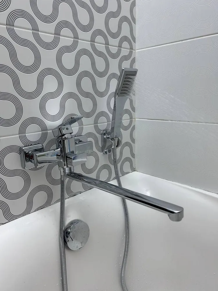 Смеситель для ванны ViEiR V113 V113541 хром