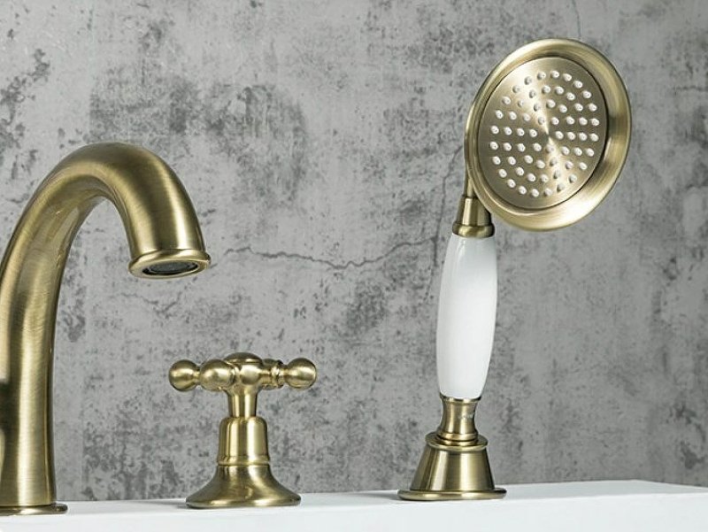 Бронзовый врезной смеситель для ванны на 4 отверстия Gappo G1189-4