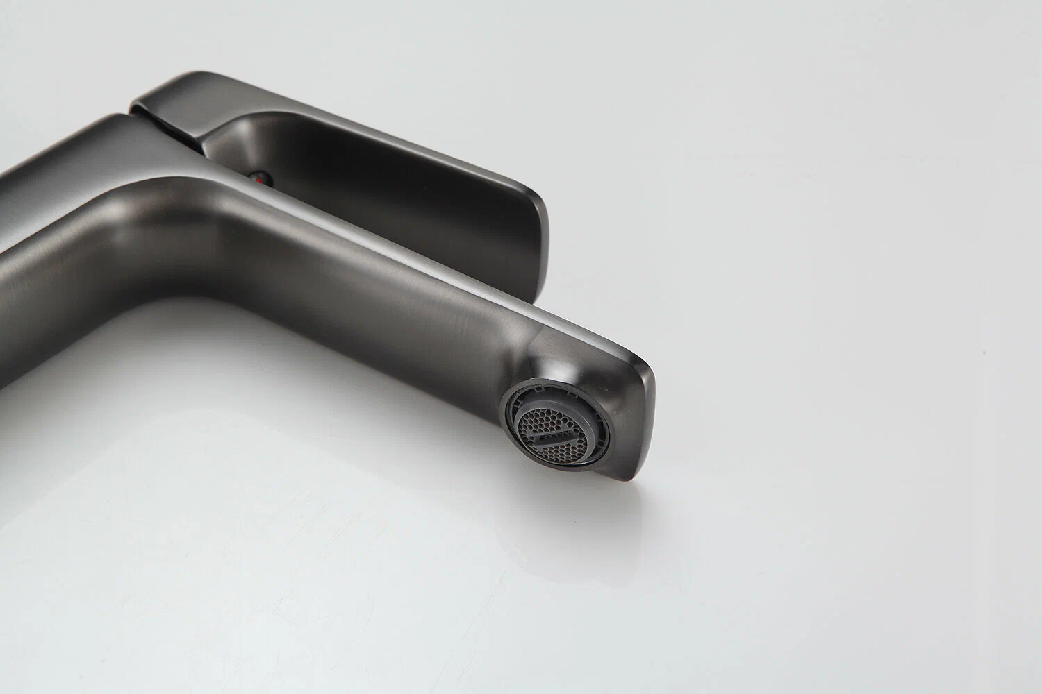 Смеситель для раковины Frap H86-9 F1086-9 оружейная сталь