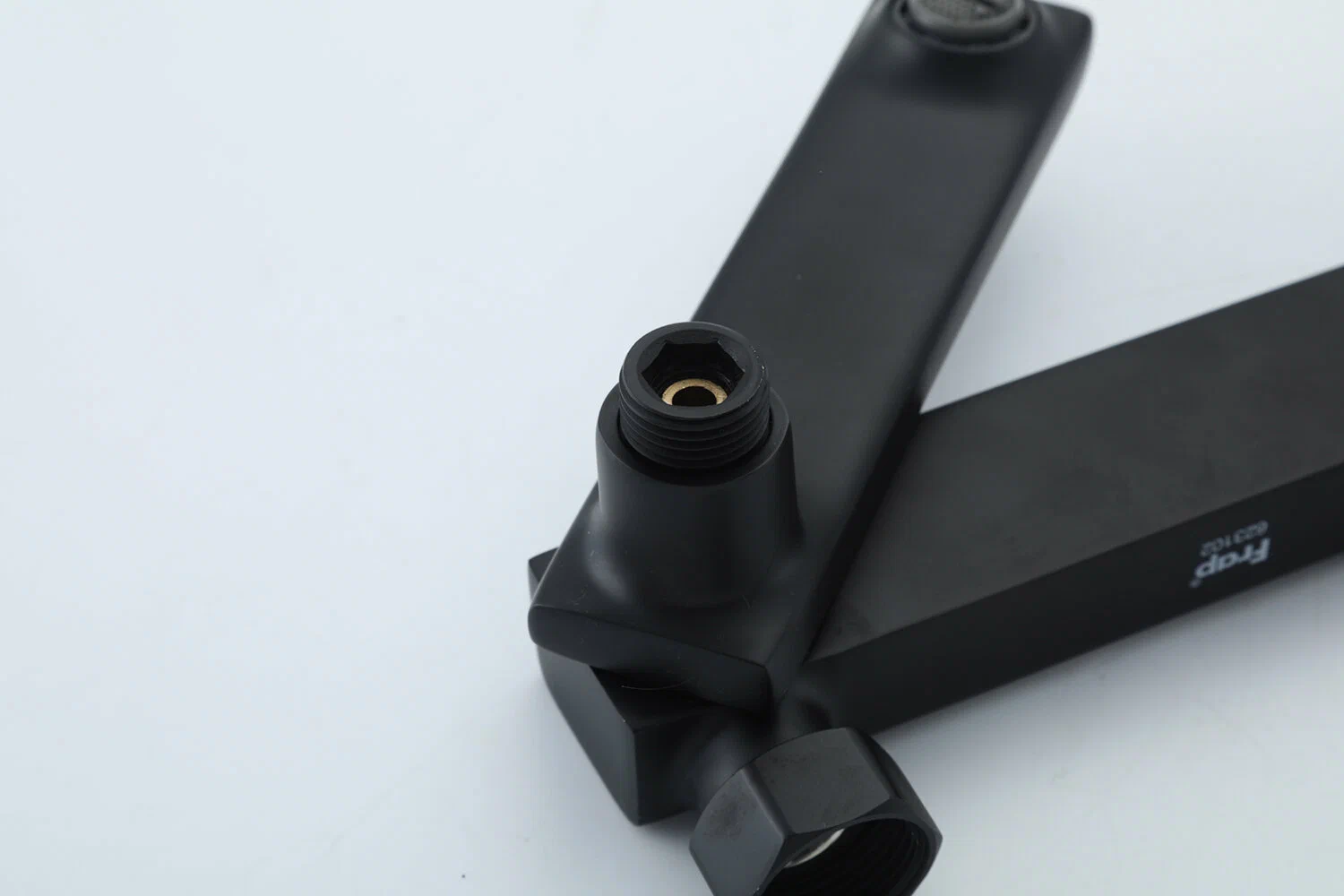 Смеситель для ванны Frap H84-6 F3284-6 черный