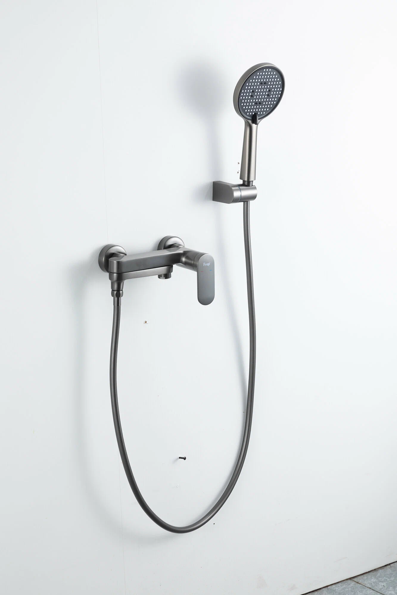 Смеситель для ванны Frap H85-9 F3285-9 оружейная сталь