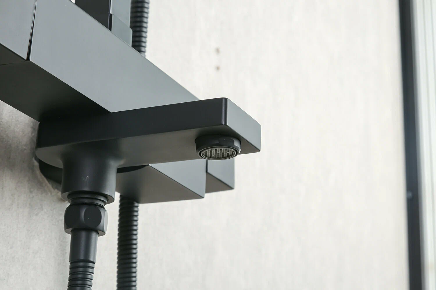 Душевая стойка с термостатом Gappo G17-6 G2417-60