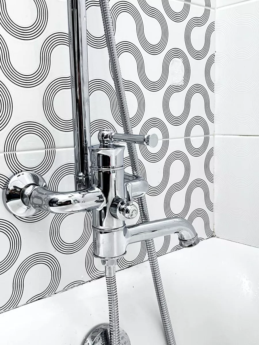 Душевая стойка со смесителем ViEiR V273 V273562 хром