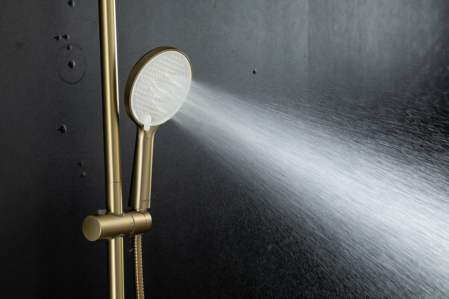 Душевая система Gappo G06-3 G2406-3 золотой сатин