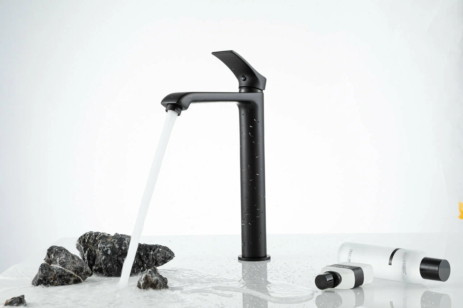 Высокий смеситель для раковины Frap H75-6 F1075-26 черный