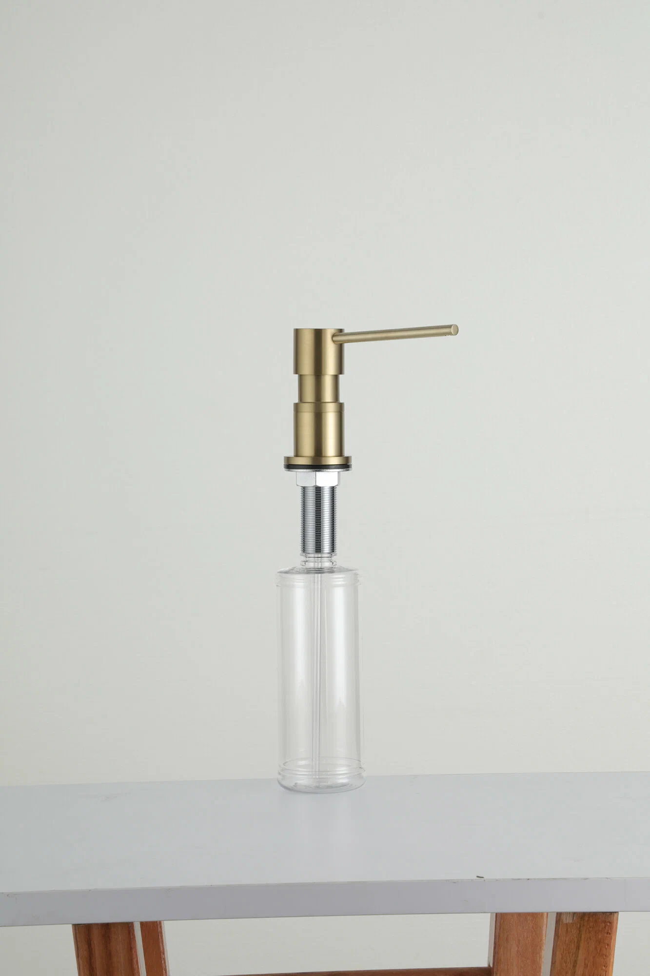 Дозатор жидкого мыла Gappo G402-3 золотой сатин