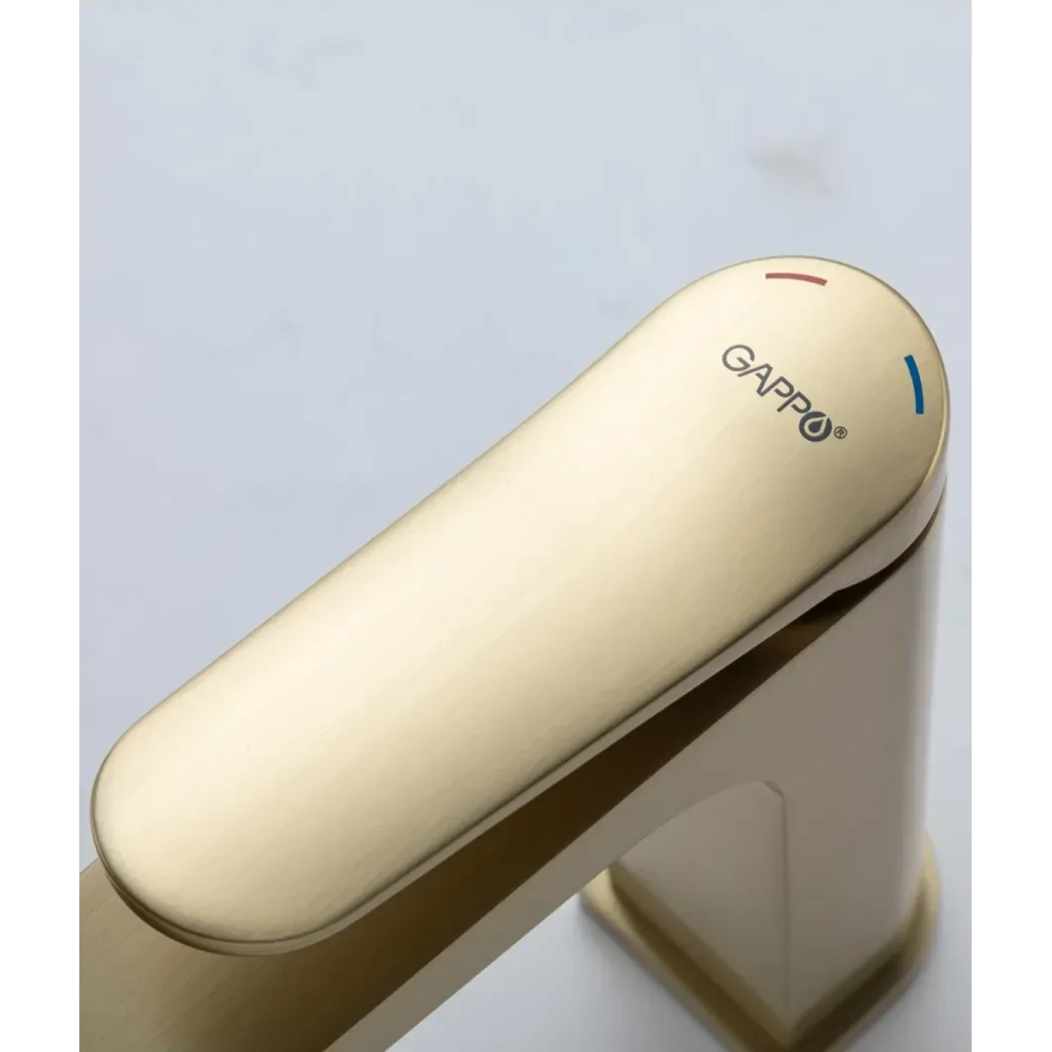 Смеситель для раковины Gappo G10-3 G1010-3 золотой сатин