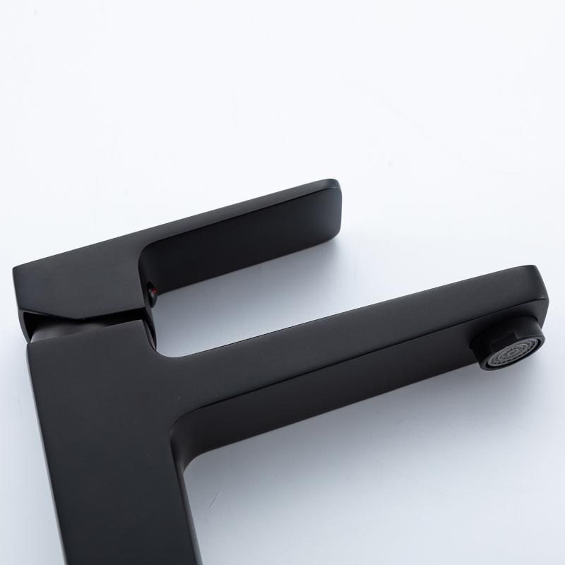 Смеситель для раковины Frap H90-6 F1090-6 черный